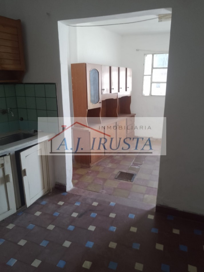 CASA 2 DORMITORIOS