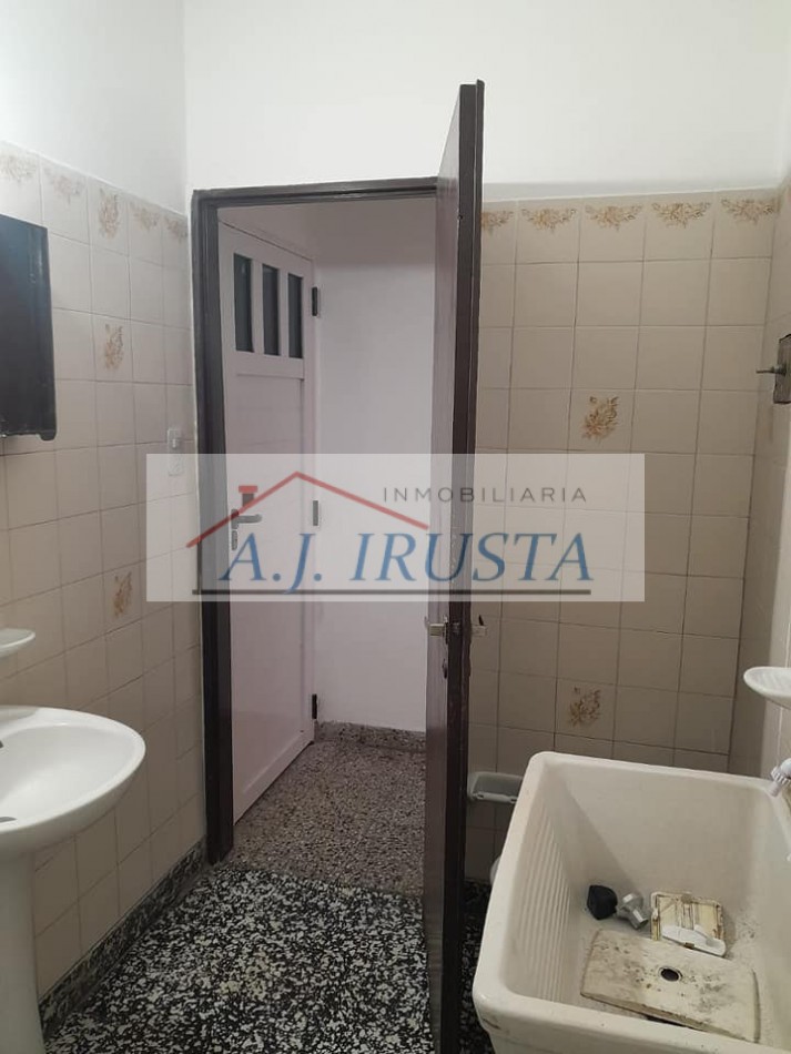 CASA 2 DORMITORIOS