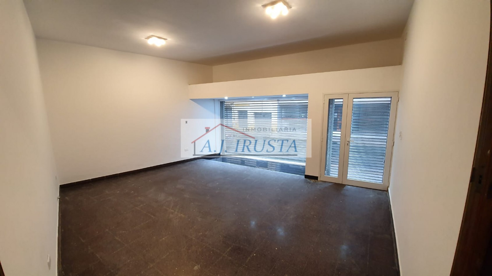 CASA 4 DORMITORIOS