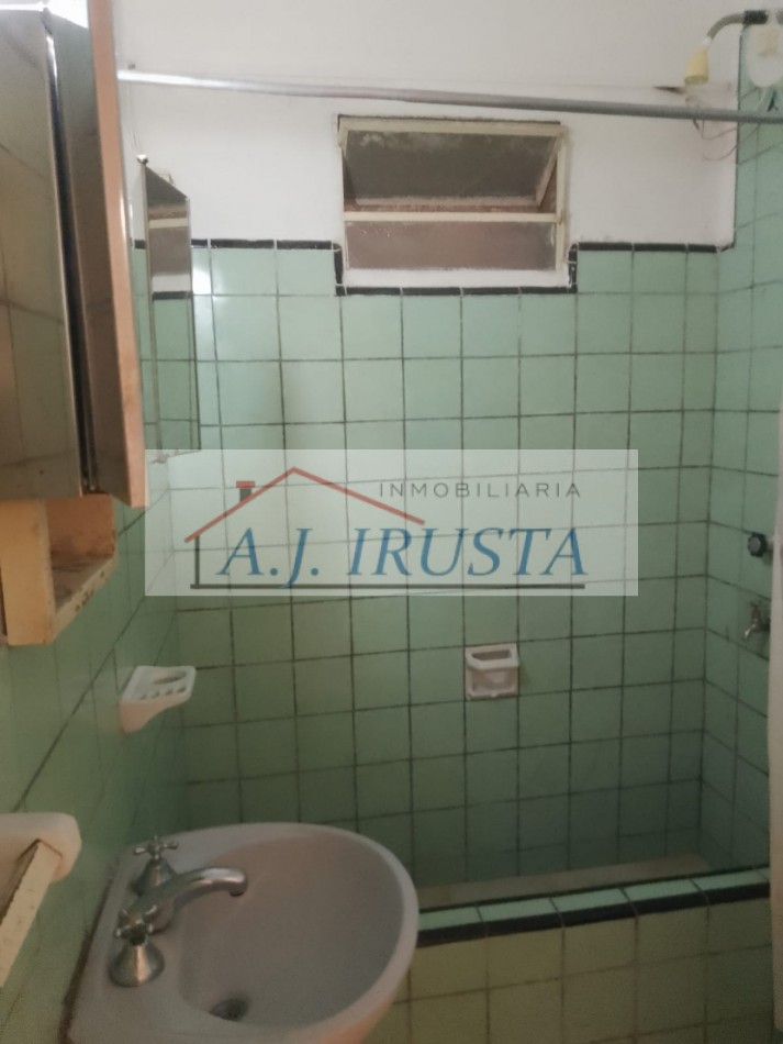 CASA 2 DORMITORIOS