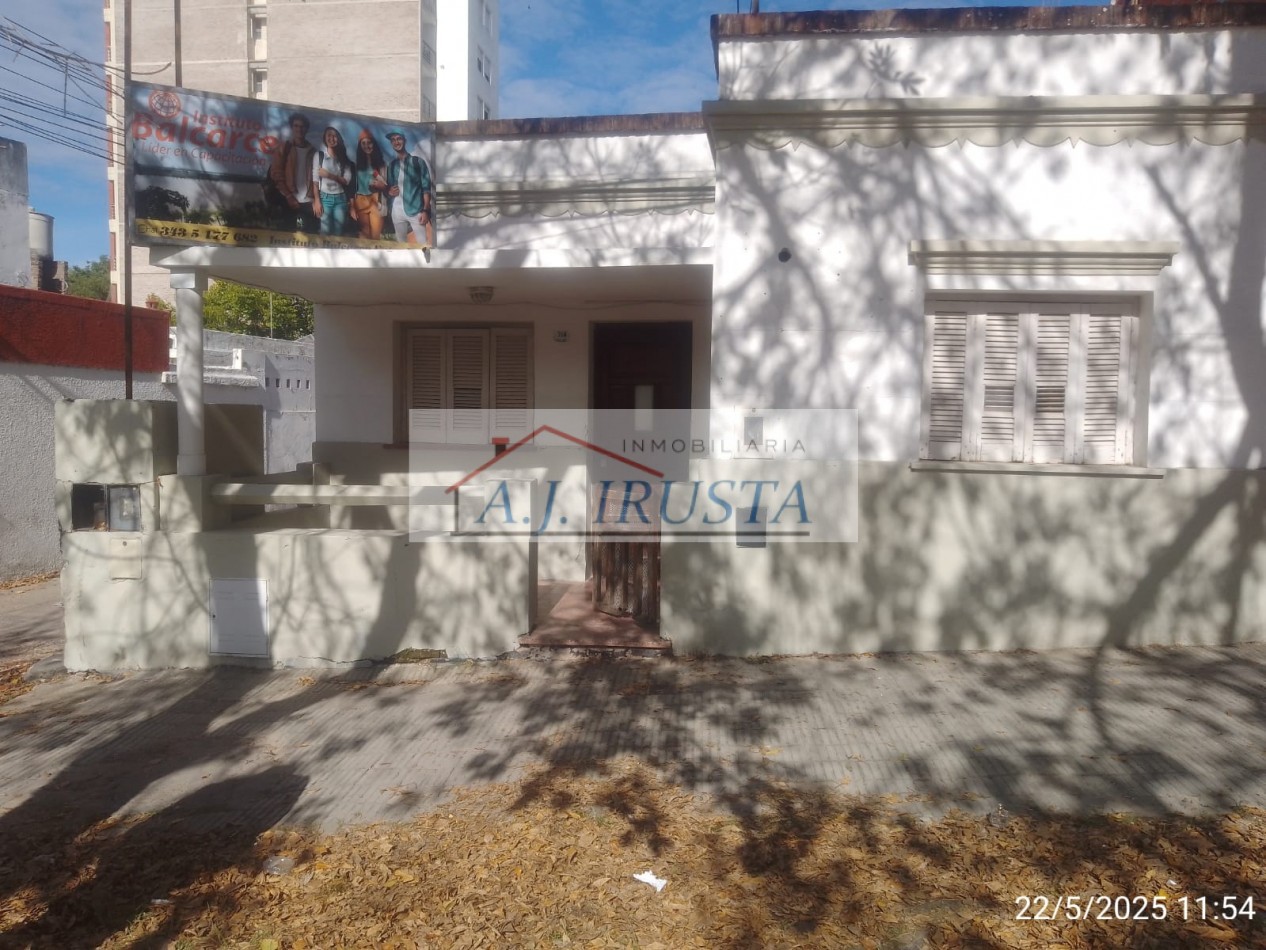 CASA EN CALLE COLON
