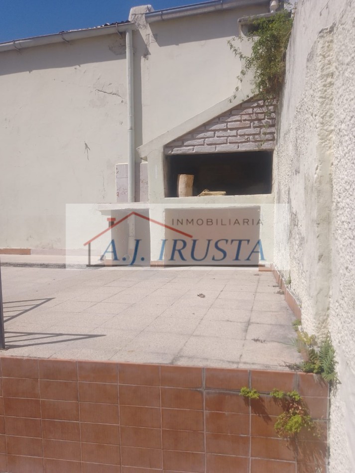 CASA 3 DORMITORIOS