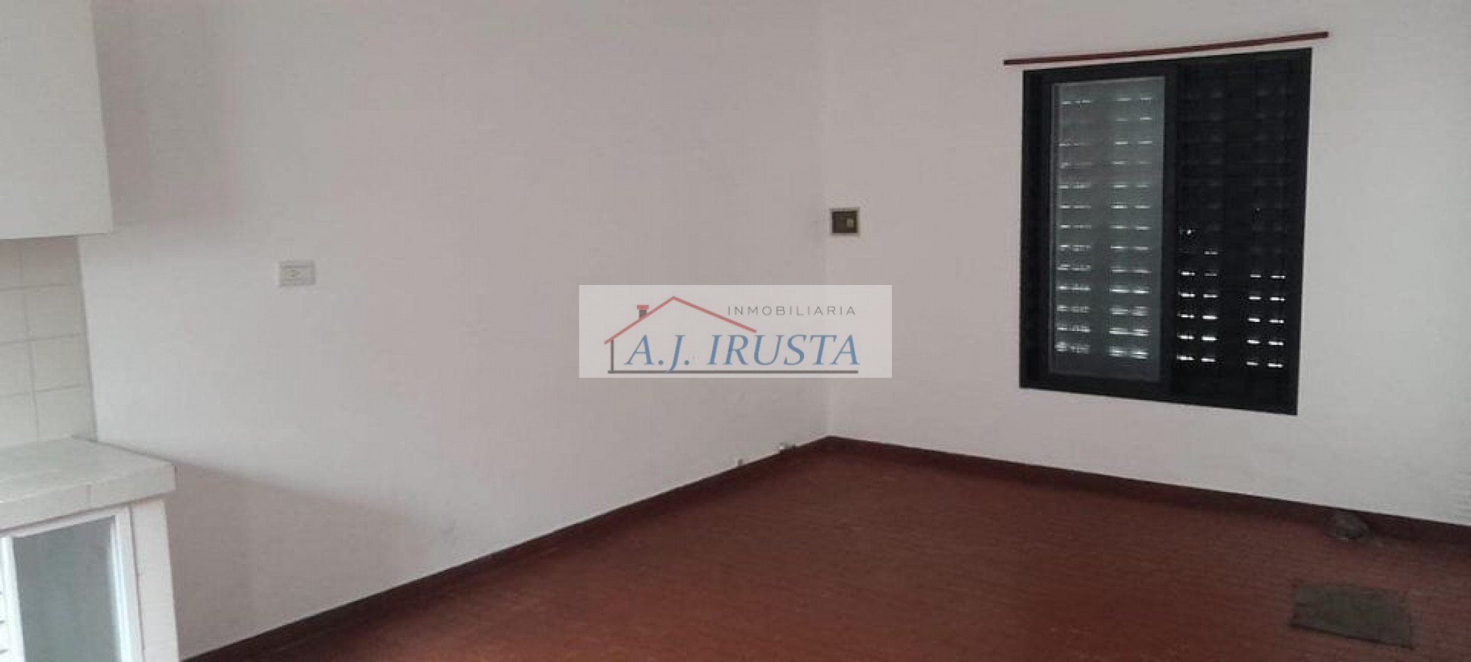 CASA 2 DORMITORIOS