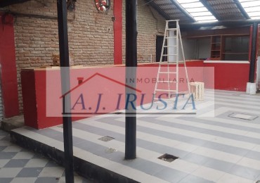 OPORTUNIDAD!!!! SALON MULTIPLES USOS + 3 DEPARTAMENTOS