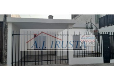 CASA 2 DORMITORIOS